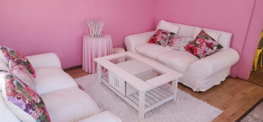 3 Bedroom Property for Sale in Portlands Western Cape